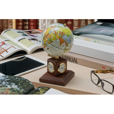 Глобус (10.6см) black silver на дер. подст. метеостанция