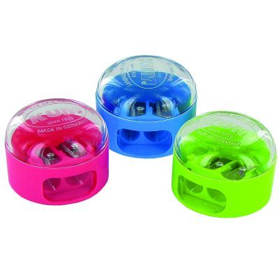 Круглая пластиковая точилка 208K2 с двумя отверстиями KUM